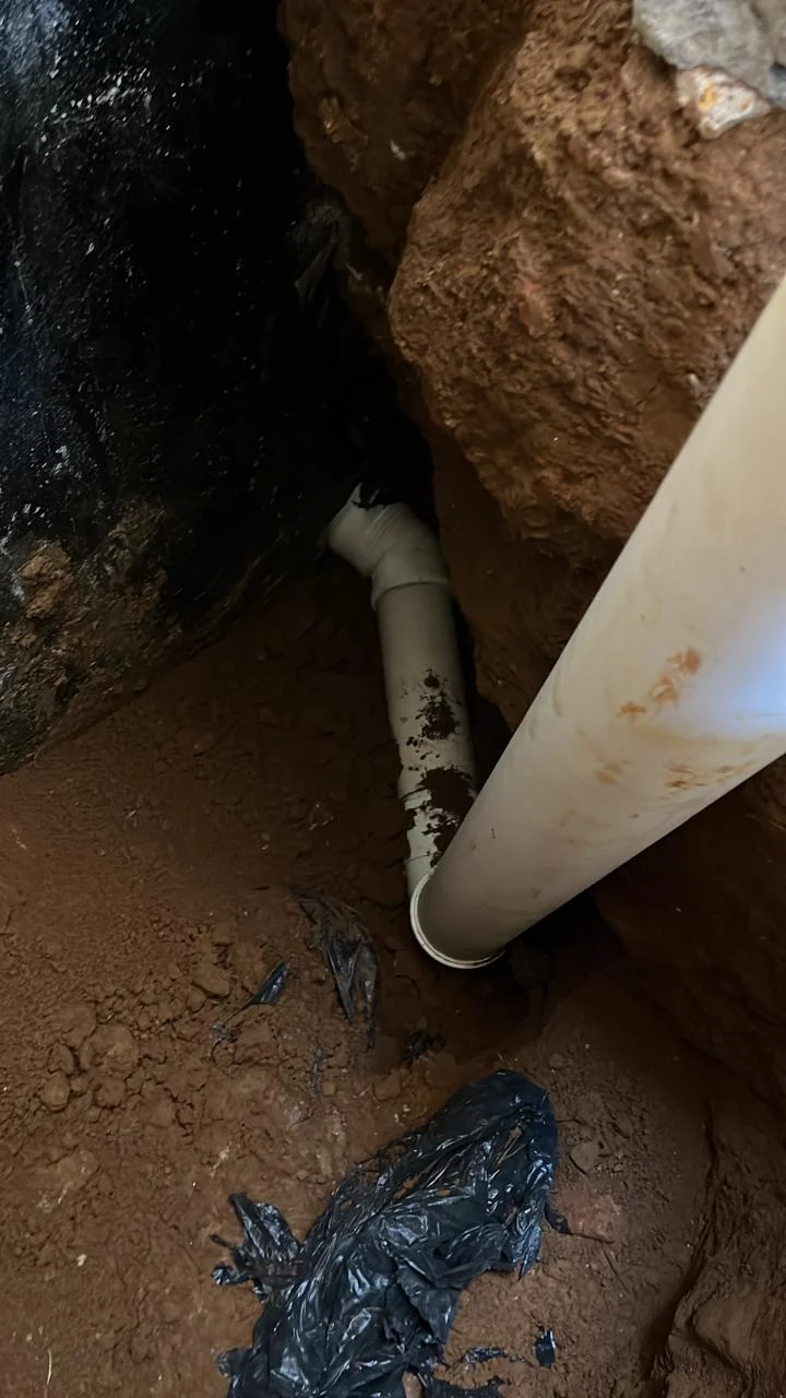 Vazamento na coluna quente em São Paulo — CPVC e cobre