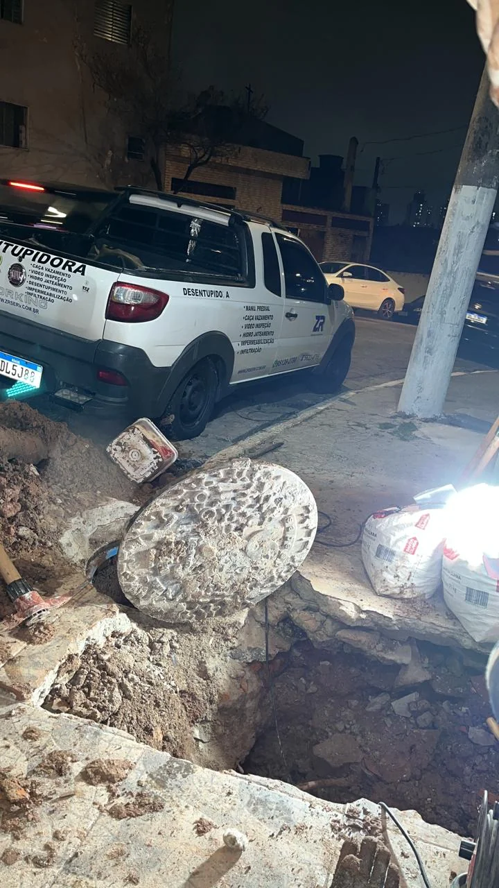 Esgoto vazando em condomínio em São Paulo — laudo técnico para síndico