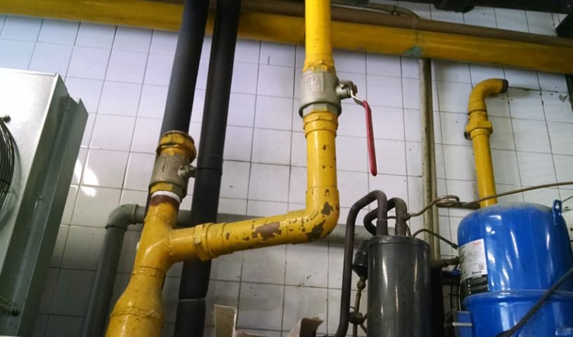 Vazamento de gás em casa: sinais de alerta e o que fazer antes da equipe chegar
